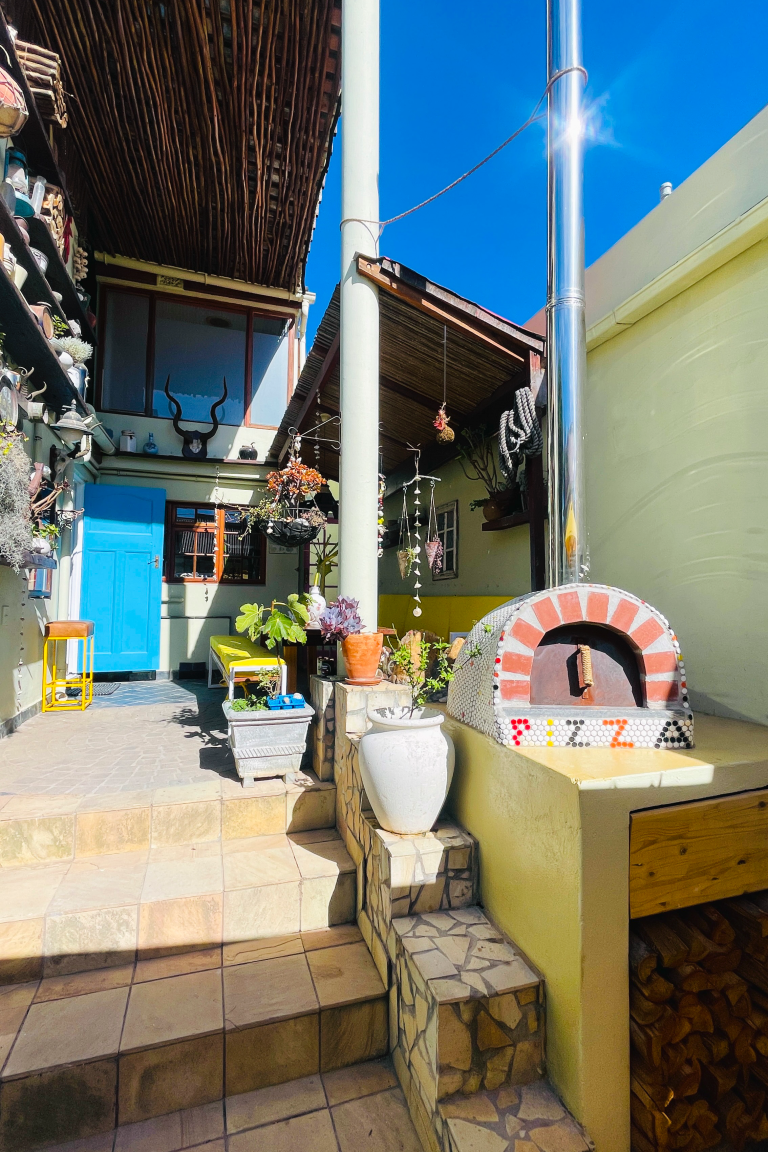 Sea Point, Cape Town, Bed and Breakfast, Guest House, Ami Vine House